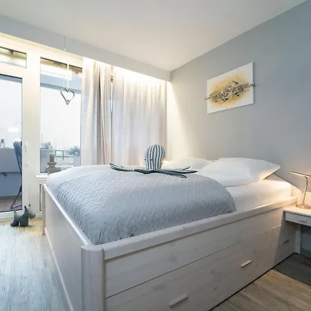 Berolina Jule * ダーメ